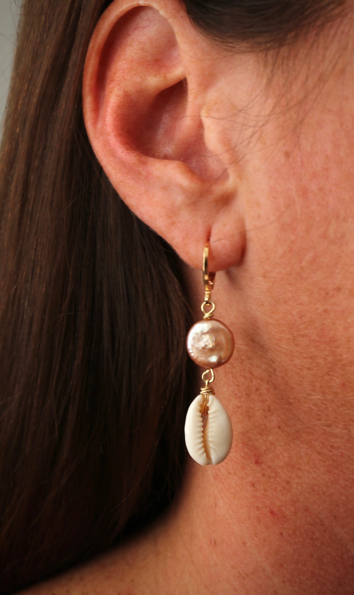 Cowrie meets Pearl- Gold